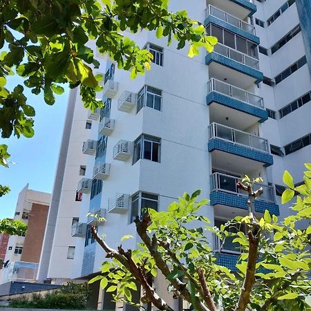 Apartamento Amplo A 700 Metros Da Praia Recife Luaran gambar