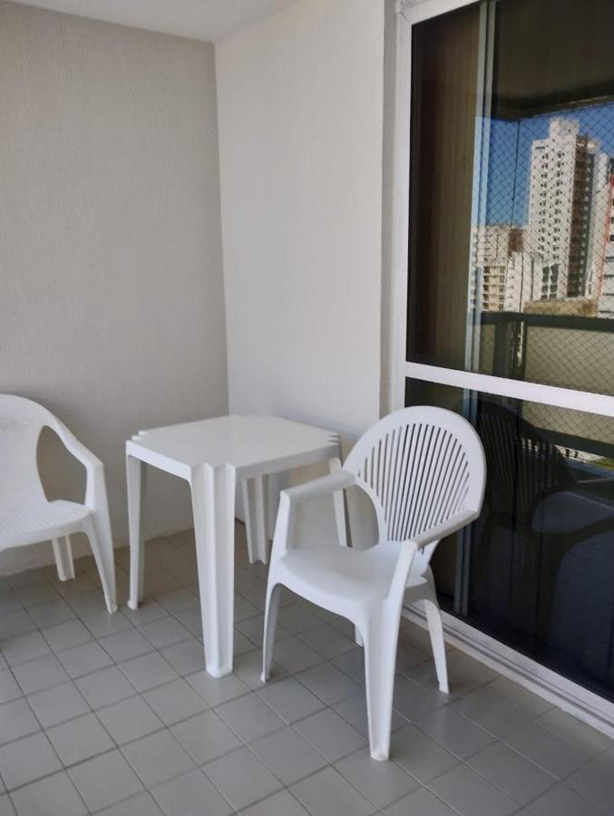 Apartamento Amplo A 700 Metros Da Praia Recife Luaran gambar