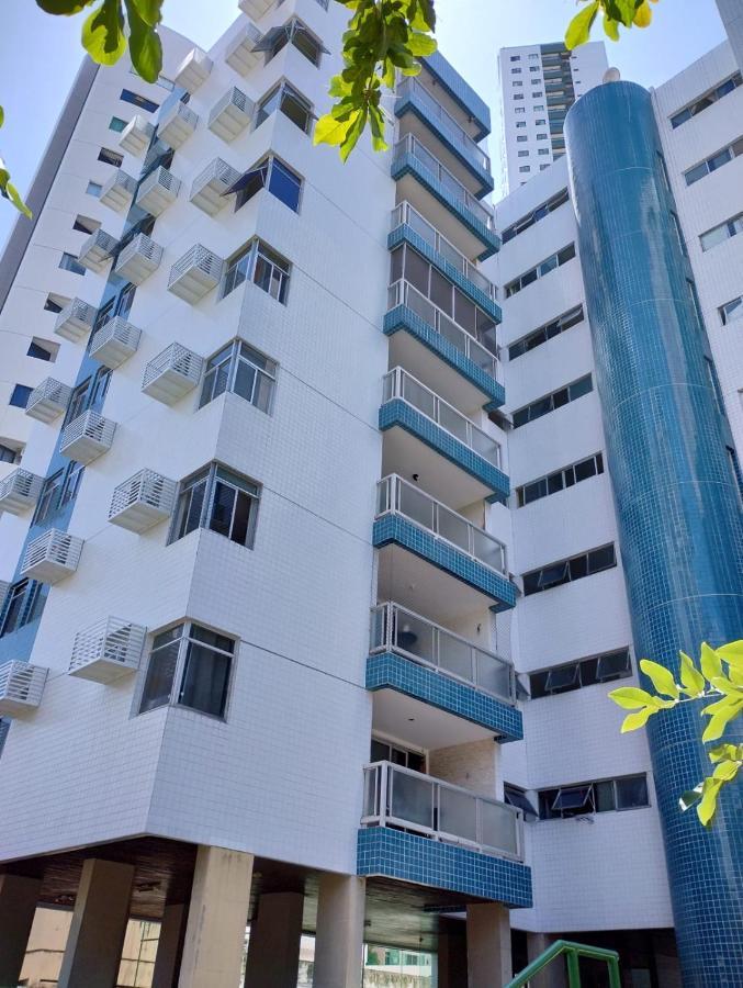 Apartamento Amplo A 700 Metros Da Praia Recife Luaran gambar